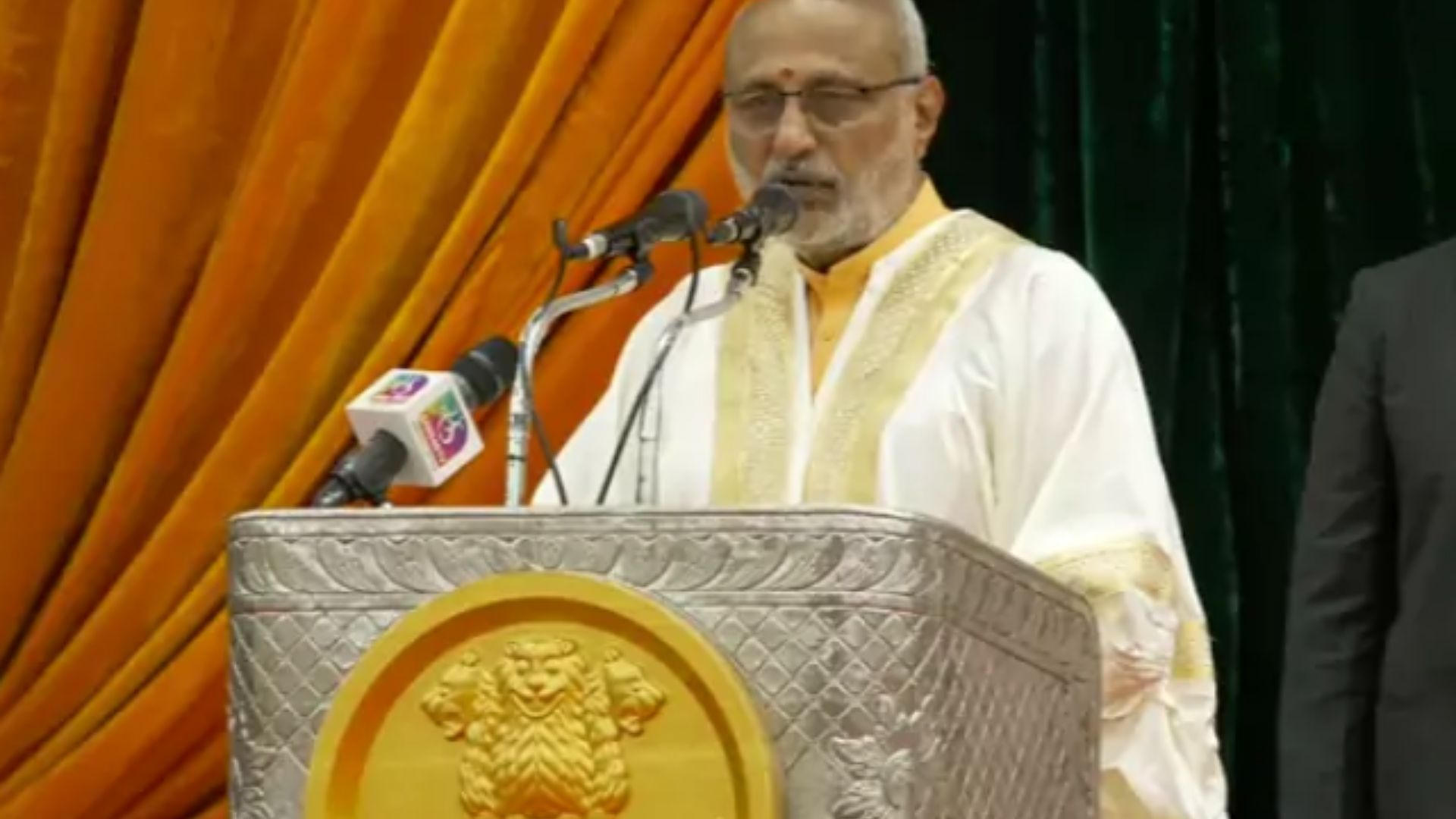 CP Radhakrishnan: నైతిక విలువలు నేర్పే కేంద్రంగా సత్యసాయి విద్యాసంస్థ: ఉప రాష్ట్రపతి