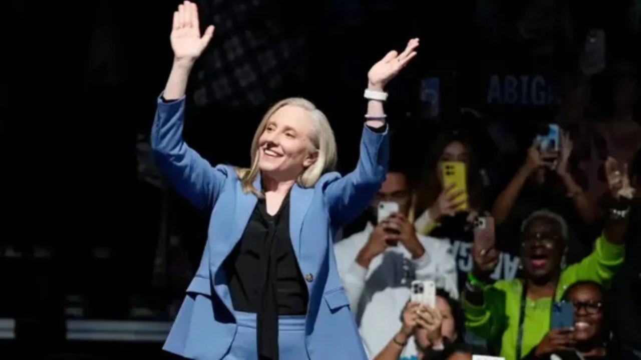 Virginia Election Results 2025: అమెరికాలో ట్రంప్ పార్టీకి షాక్.. వర్జీనియా ఎన్నికల్లో ఓటమి!