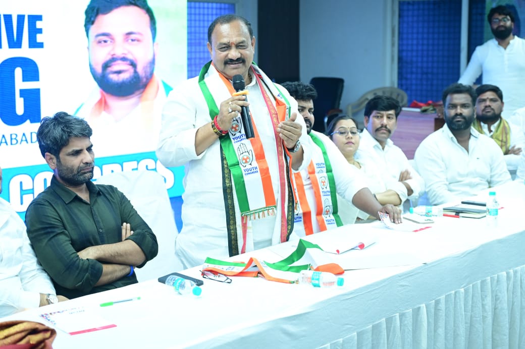 Mahesh Kumar Goud: సర్పంచ్ ఎన్నికలు.. ఎన్ఎస్‌యూఐ యూత్ కాంగ్రెస్‌పై టీపీసీసీ చీఫ్ కీలక వ్యాఖ్యలు