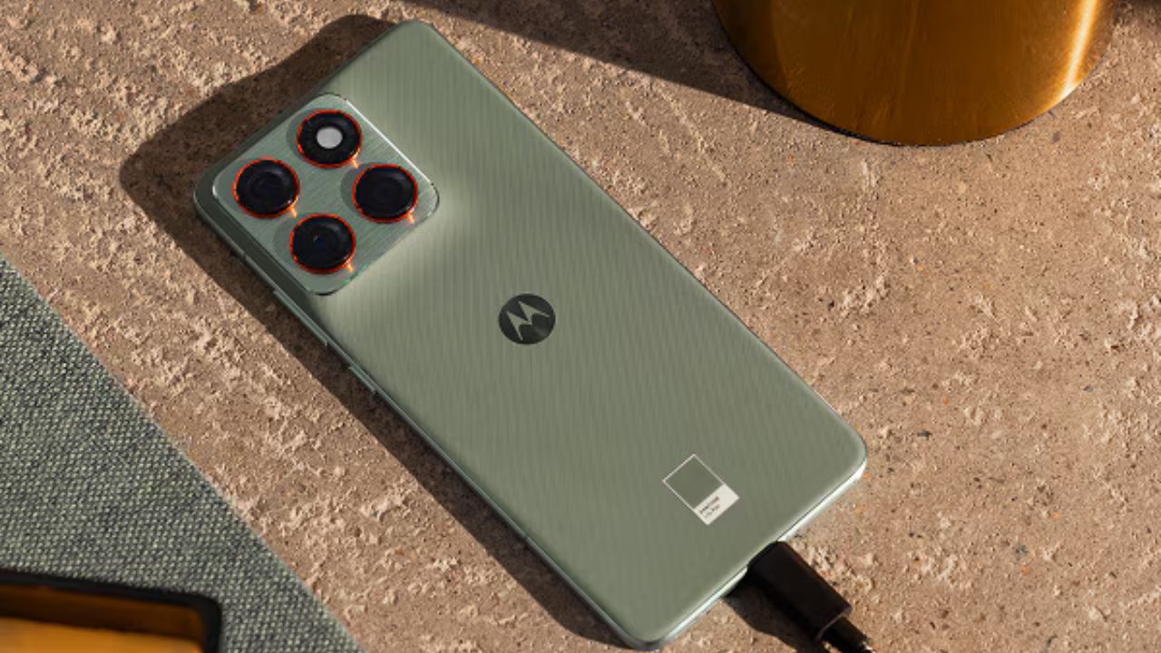 Motorola Signature Series: మోటరోలా సిగ్నేచర్ సిరీస్.. డిసెంబర్ 28న లాంచ్.. ఫీచర్లు చూశారా..?