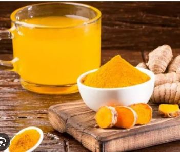 ముఖ్యంగా శీతాకాలంలో ఆరోగ్యానికి మేలు చేయడంలో పసుపు పాత్ర ఎంతో కీలకం. 