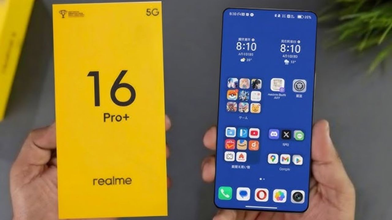 Realme 16 Pro Plus 5G: ఢీ అంటే ఢీ అనే ఫీచర్లు.. 7000 mAh బ్యాటరీ, 200 MP కెమెరాతో రియల్‌మీ కొత్త ఫోన్.. ఫీచర్స్ లీక్..!