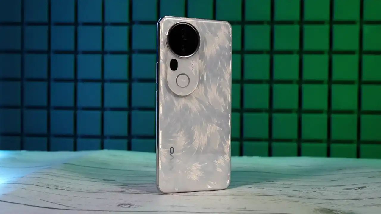 Vivo T4 Ultra Price Drop: ఫ్లిప్‌కార్ట్ దిమ్మతిరిగే ఆఫర్.. రూ.5 వేలకే వివో టీ4 అల్ట్రా స్మార్ట్‌ఫోన్.. ఇప్పుడు ధర ఎంతంటే..?