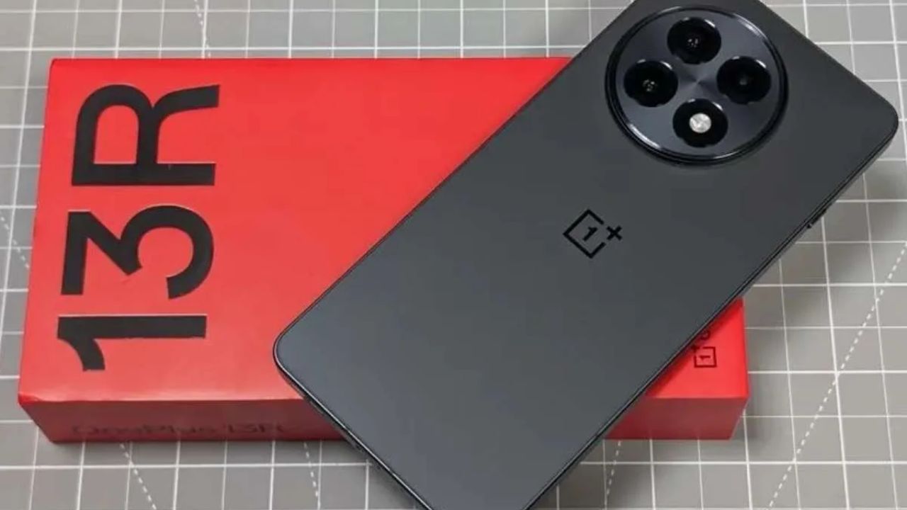 OnePlus 13R: భారీ ఆఫర్స్ వచ్చేశాయ్..!
