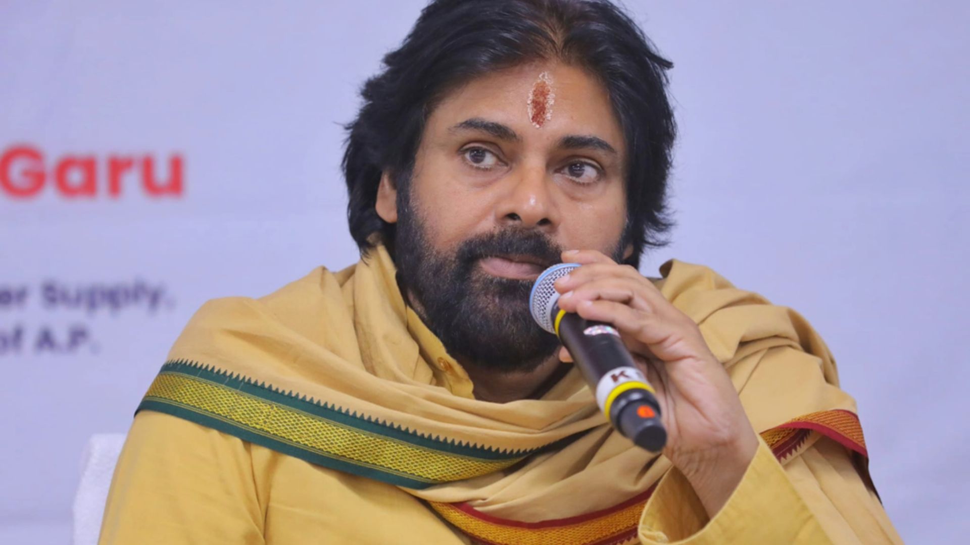 Pawan Kalyan: హిందువుల మనోభావాలను దెబ్బతీసేలా చేస్తే సహించేది లేదు: పవన్ కళ్యాణ్