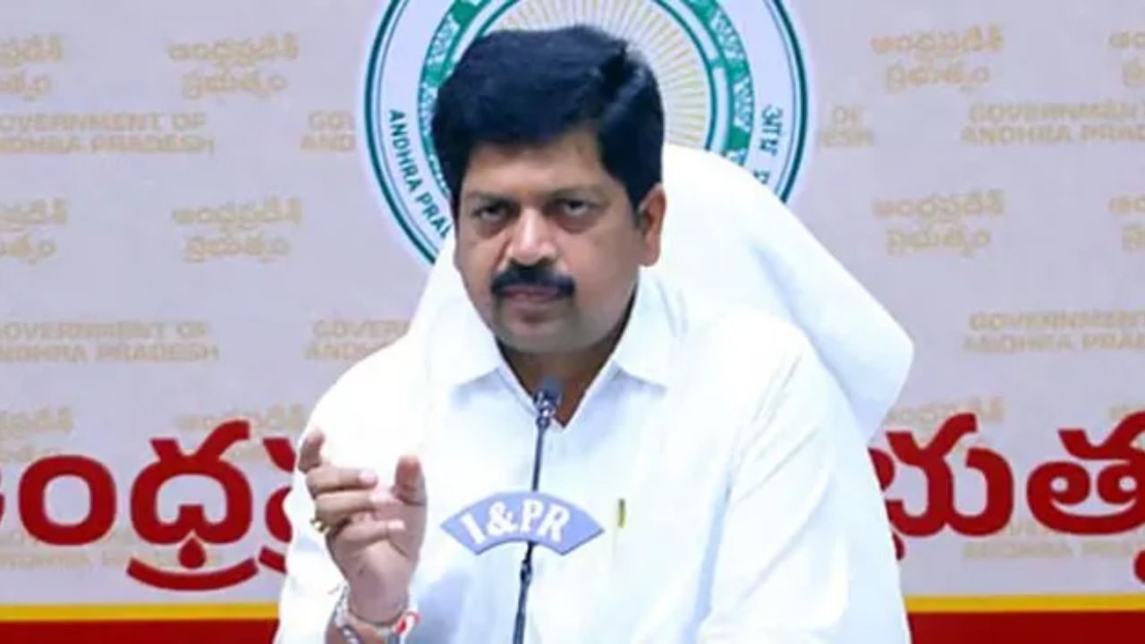 mangalagiri:జగన్ హయంలో ఐదేళ్లపాటు రాష్ట్రాన్ని భ్రష్టుపట్టించారు.. మంత్రి కొల్లు  ఆగ్రహం