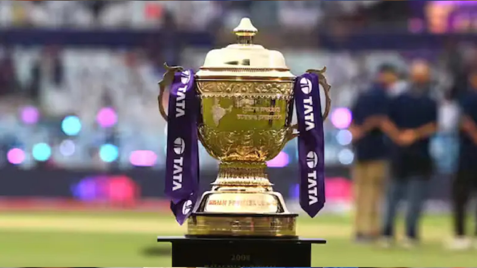 IPL 2026 Mini Auction: నేడే మినీ వేలం.. 19 మంది కొత్త ప్లేయర్లకు అవకాశం!
